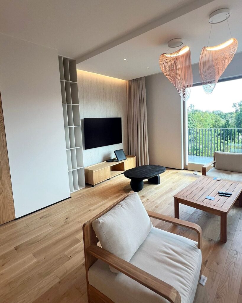 widok na salon, apartament w Gdyni