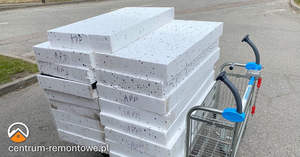 styropian do ocieplenia domu na wózku marketowym